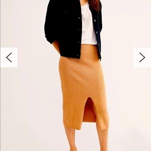 Free People Skyline Midi skirt - stretch with slit
